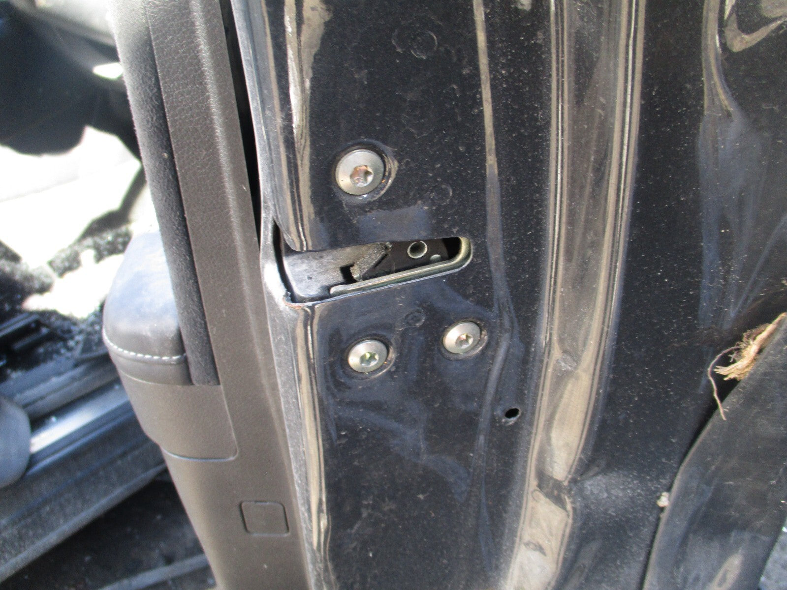 2023 KIA SPORTAGE MK5 OSF DRIVER SIDE FRONT DOOR LOCK MECHANISM