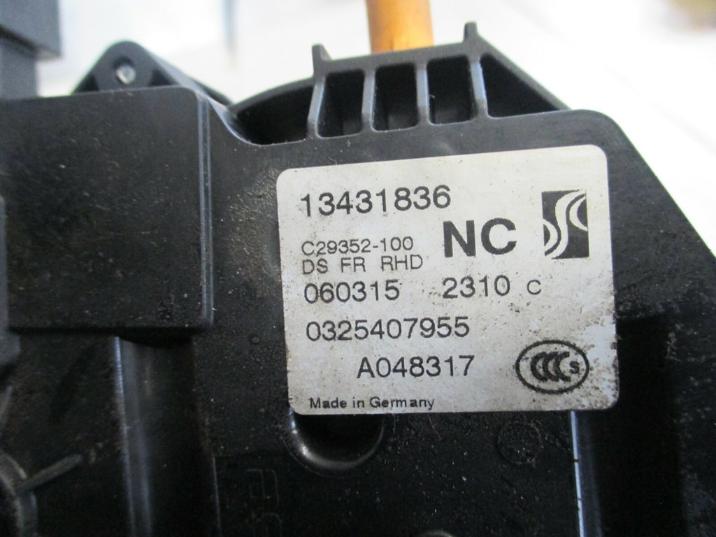 VAUXHALL CORSA E 2015 3 DOOR OS DRIVER SIDE DOOR LOCK MECHANISM