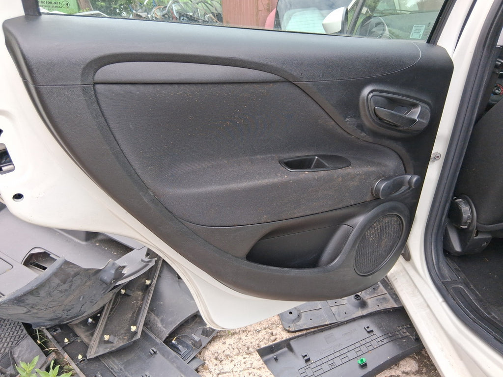 2014 FIAT PUNTO FACELIFT 5 DOOR MK3 NSR COMPLETE PASSENGER SIDE REAR DOOR WHITE