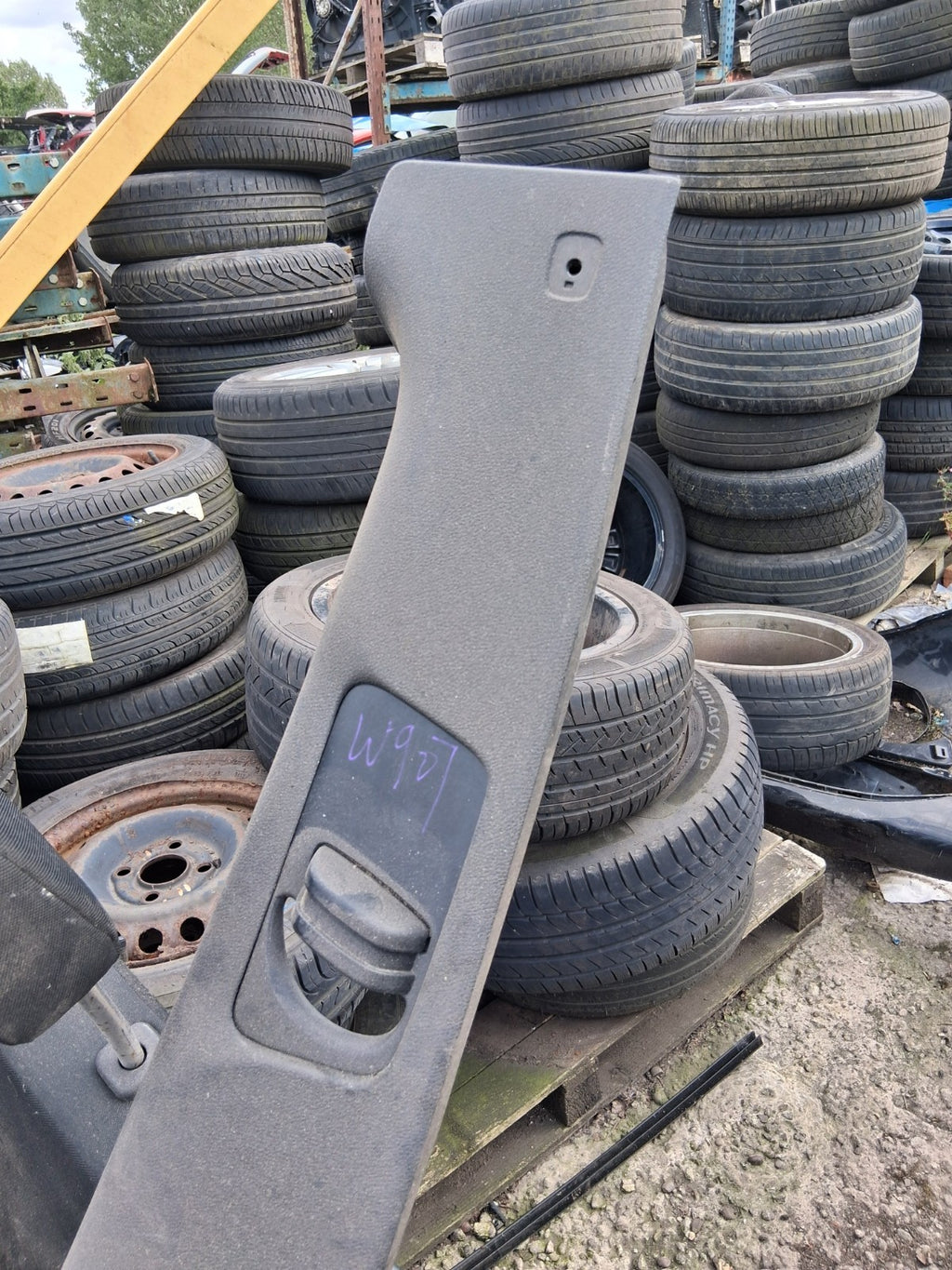 2020 MERCEDES SPRINTER W907 OSF DRIVER RIGHT B PILLAR TRIM PANEL A9106901900