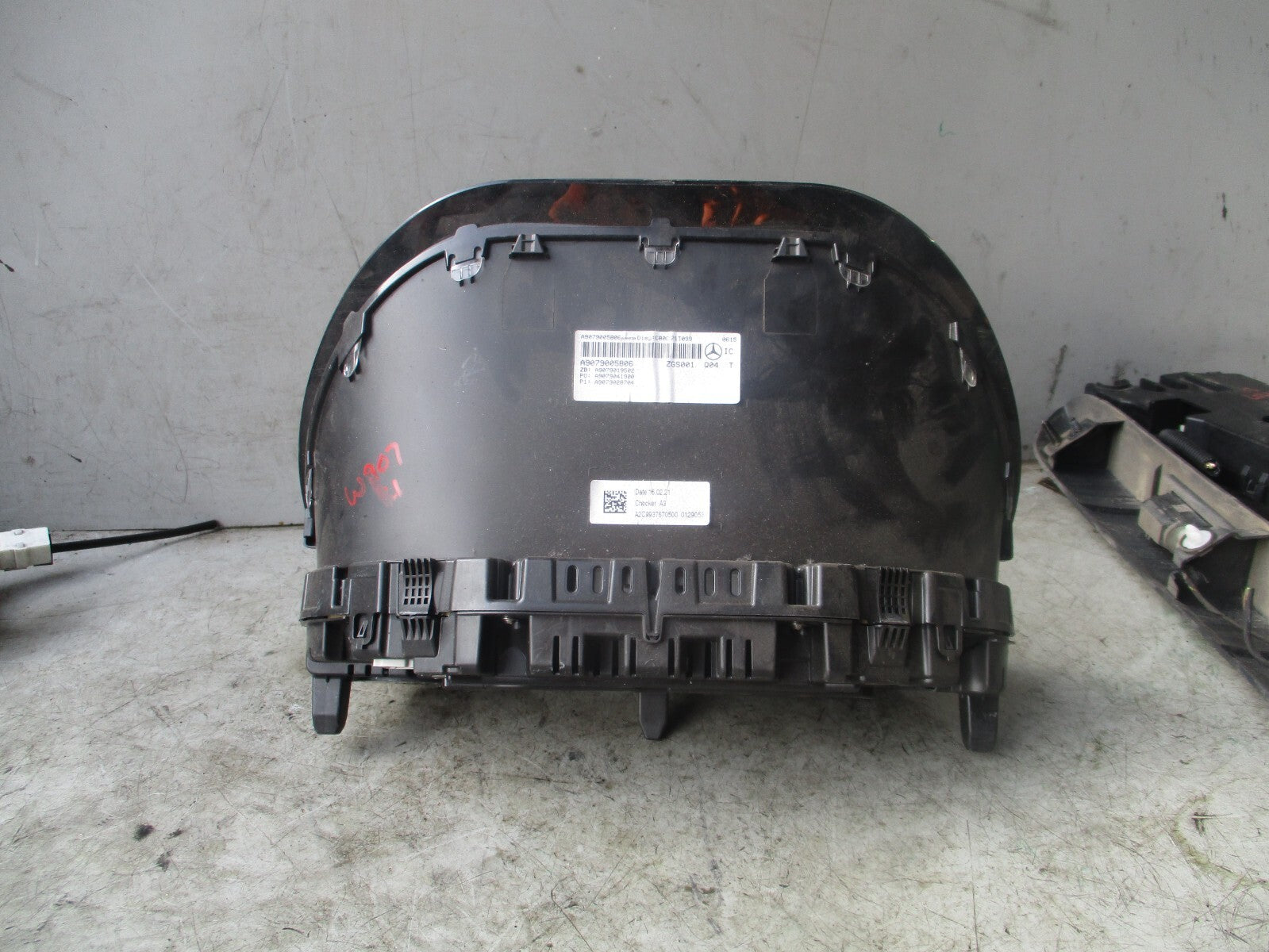 2021 MERCEDES BENZ SPRINTER W907 SPEEDOMETER A9079005806
