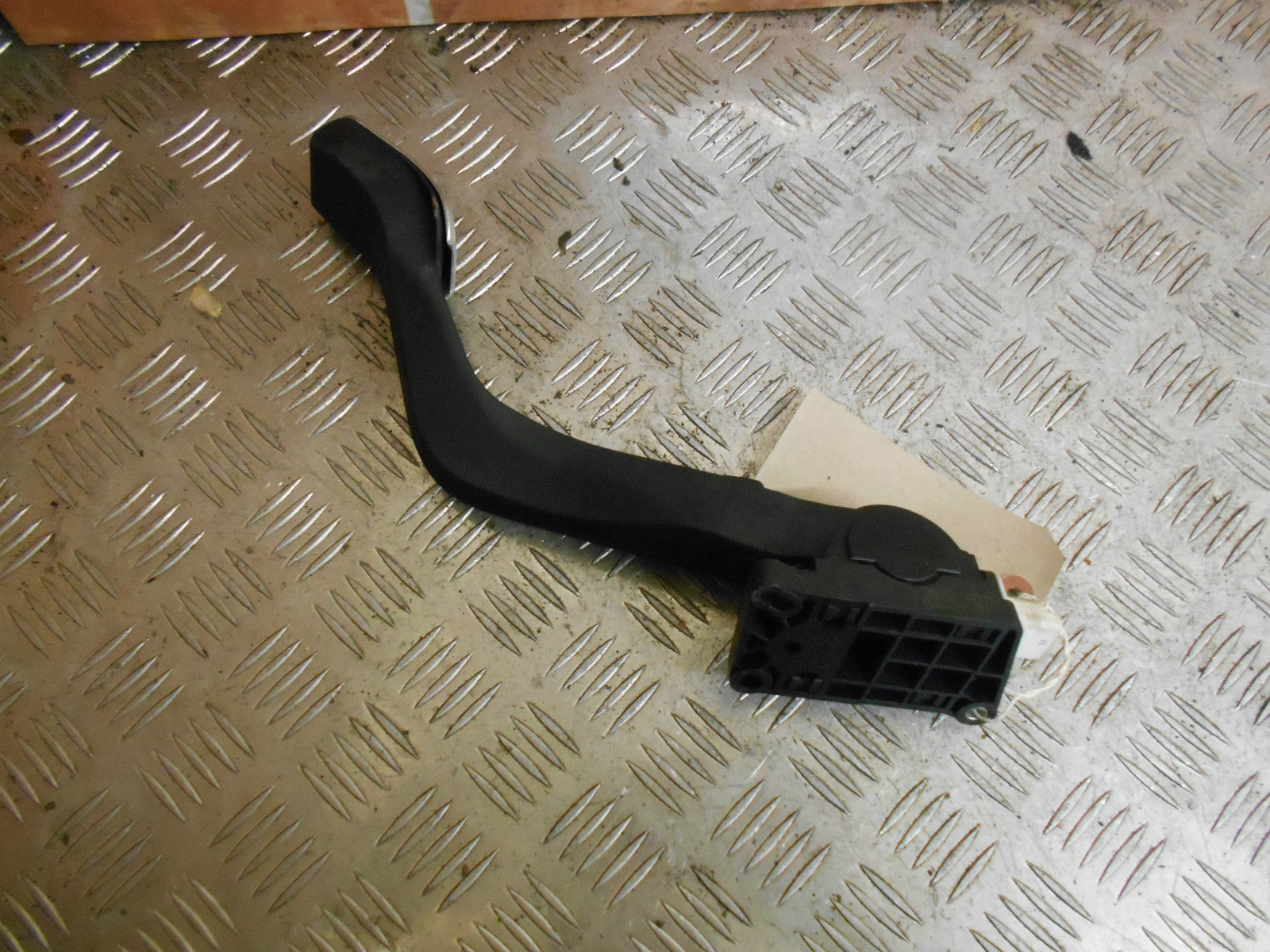 PEUGEOT 1007 2005 1.4 8V PETROL THROTTLE ACCELERATOR PEDAL 9646404580
