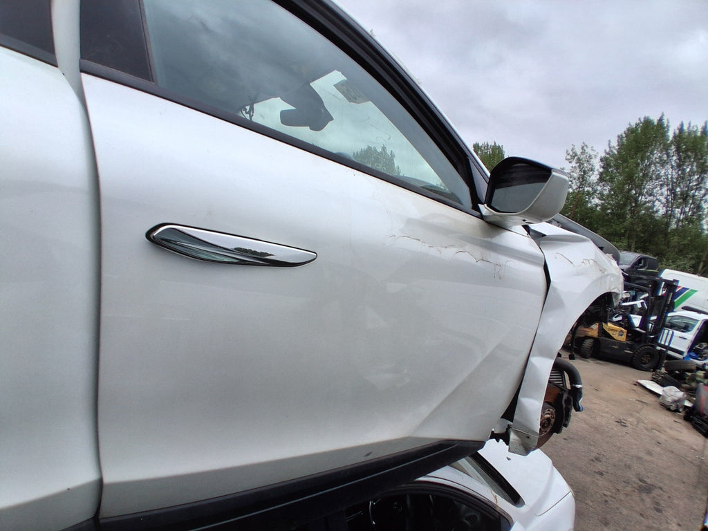 2023 DS AUTOMOBILES DS4 CROSSOVER OSF DRIVER SIDE FRONT BARE DOOR WHITE