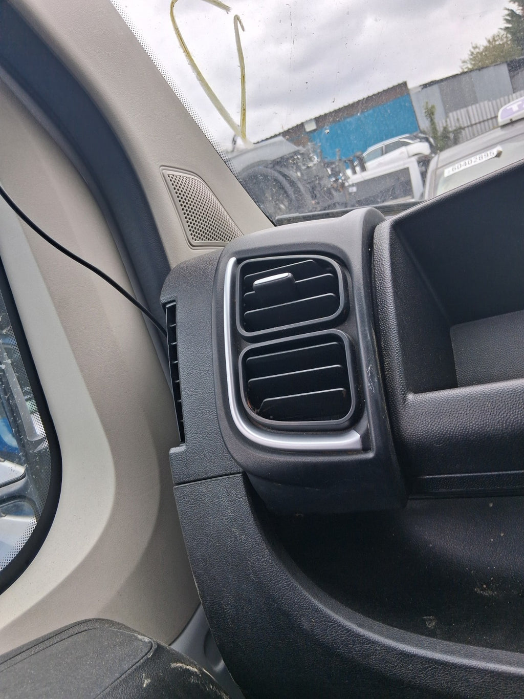 2023 FIAT DUCATO MK3 NS PASSENGER SIDE DASH AIR VENT