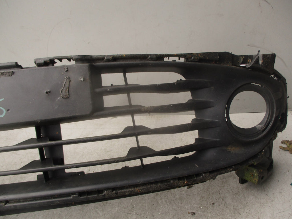 2015 RENAULT CLIO MK4 FRONT BUMPER LOWER GRILLE 622542958R