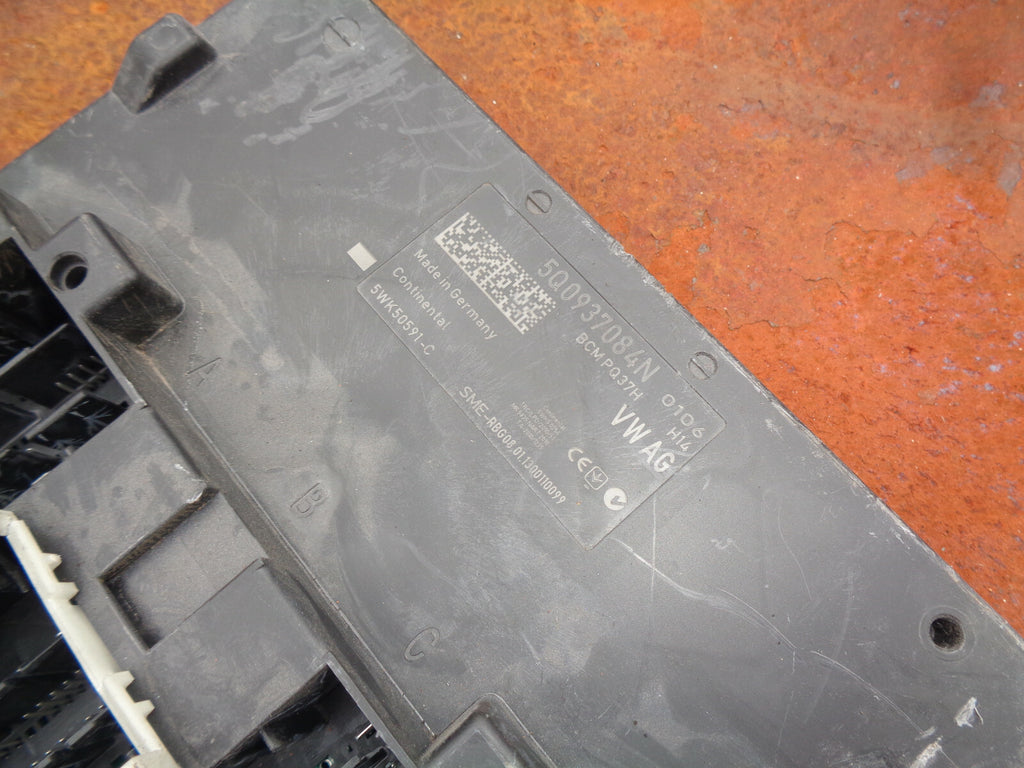 SEAT LEON MK3 2013-2016 BCM BODY CONTROL MODULE 5Q0937084N