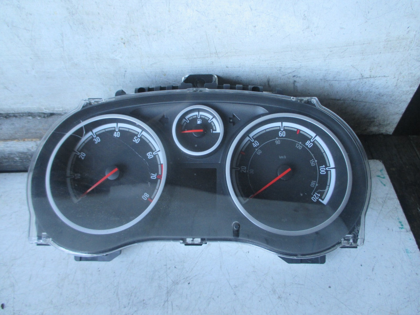 VAUXHALL CORSAD 2013 1.2 PETROL MANUAL SPEEDO SPEEDOMETER 13373004