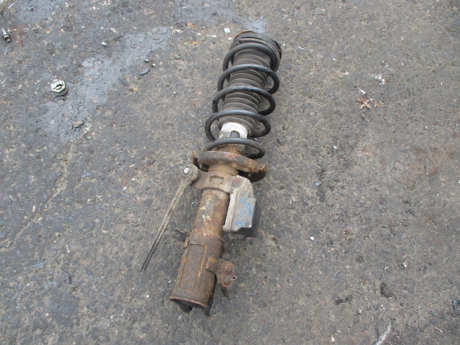 FORD B MAX 2013 NSF PASSENGER SIDE FRONT SHOCK ABSORBER AP3118K001AB