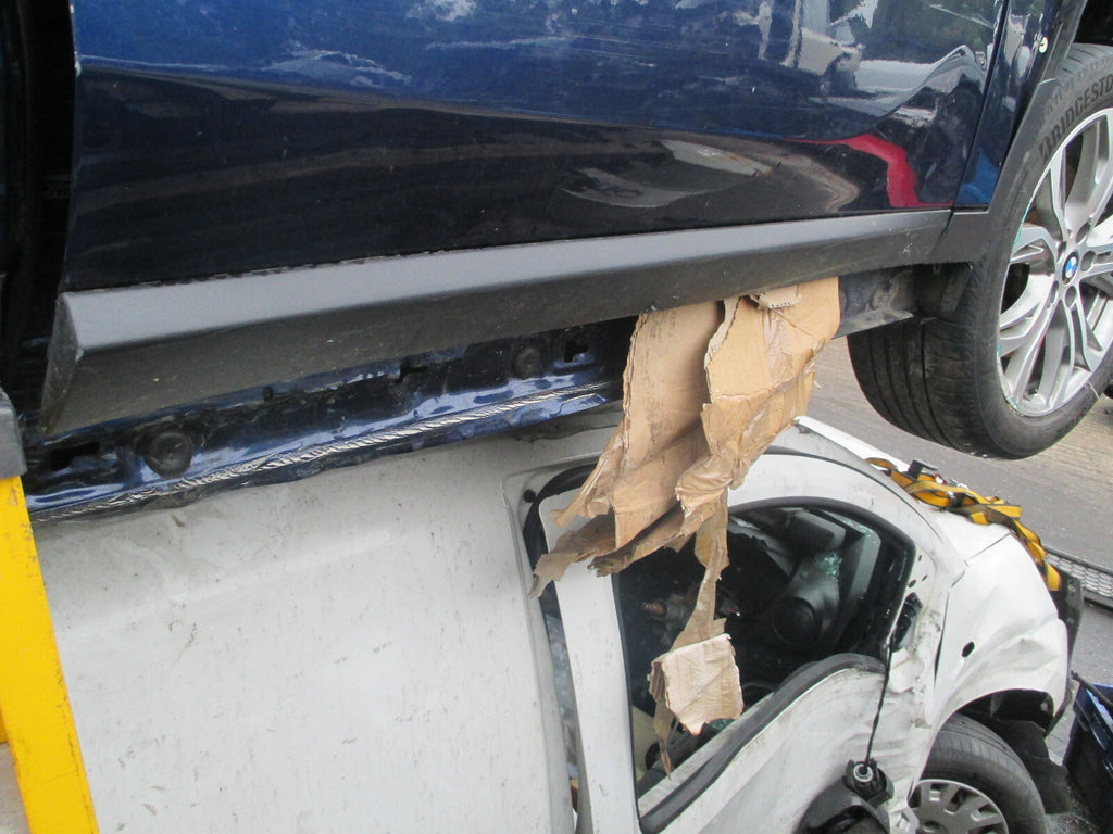 BMW X1 F48 2018 OSF DRIVER SIDE FRONT DOOR LOWER MOULDING TRIM
