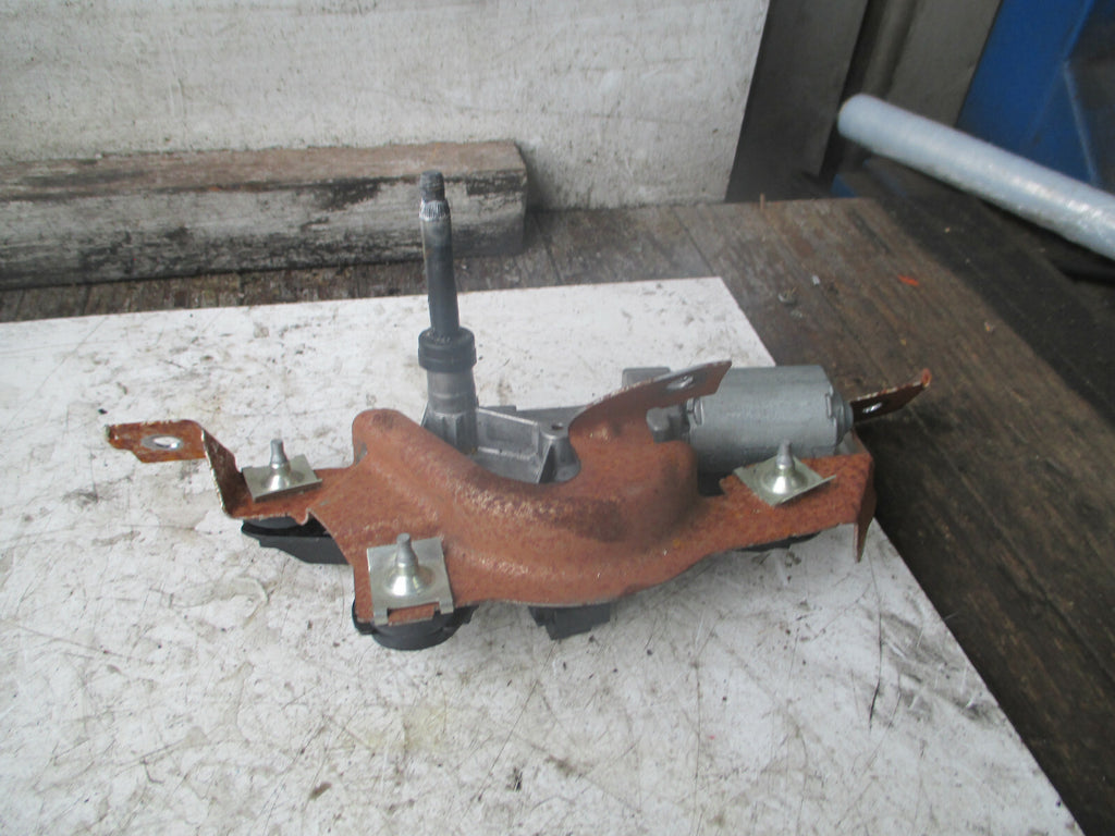 FORD FIESTA MK7 2014 REAR WINDSCREN WIPER MOTOR 8A61A17K441AE