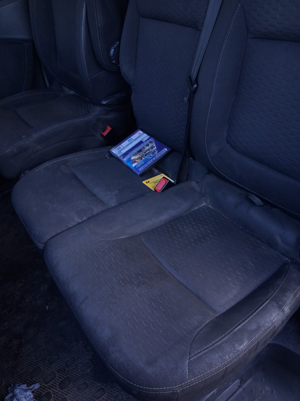 2017 VAUXHALL VIVARO MK2 NSF PASSENGER SIDE LEFT COMPLETE DOUBLE SEAT FABRIC