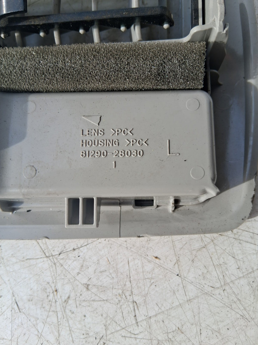 TOYOTA ESTIMA MK3 2013 NSR PASSENGER REAR LEFT INTERIOR READING LIGHT 8129028030