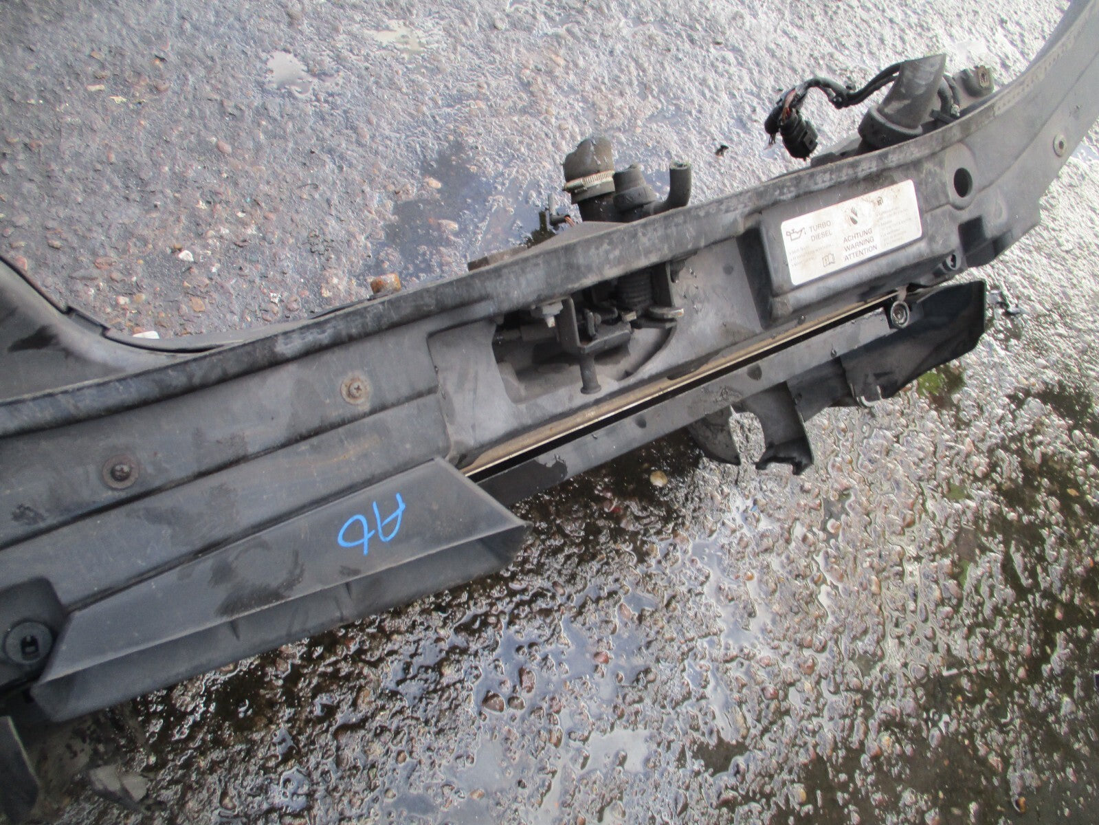 AUDI A6 2004 C5 4B AVANT 1.9 TDI RADIATOR RADPACK SLAM PANEL 4B0260401T