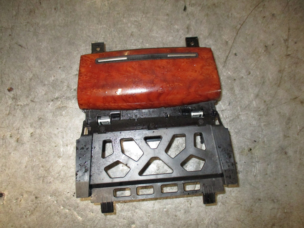 AUDI A3 8P 8PA MK2 FRONT WOODEN ASH TRAY 8P0857951