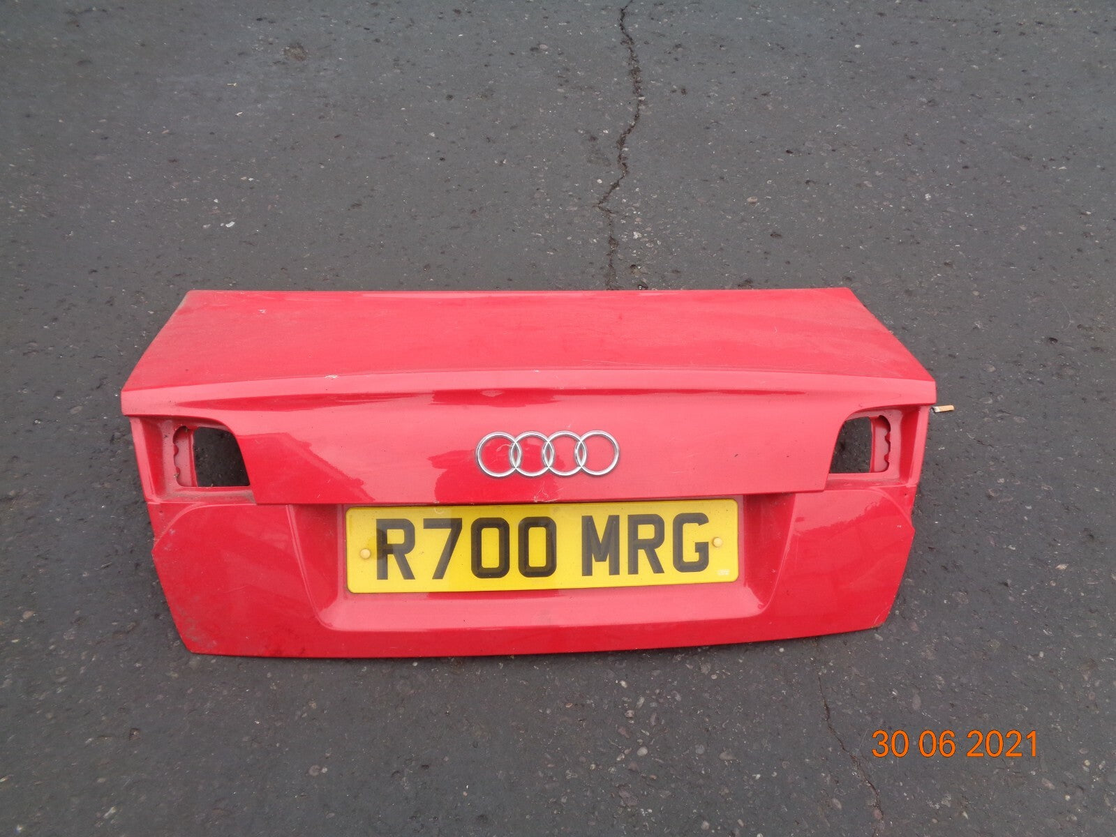 AUDI A4 MK3 B7 SALOON 2007 REAR BOOT LID HATCH TAILGATE BODY PANEL RED