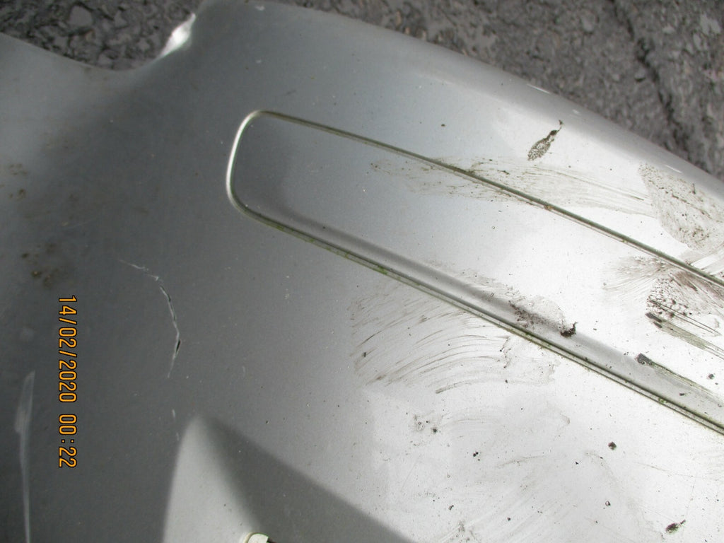 AUDI A3 8P MK2 SPORT 2004 PRE FACELIFT FRONT BUMPER SILVER