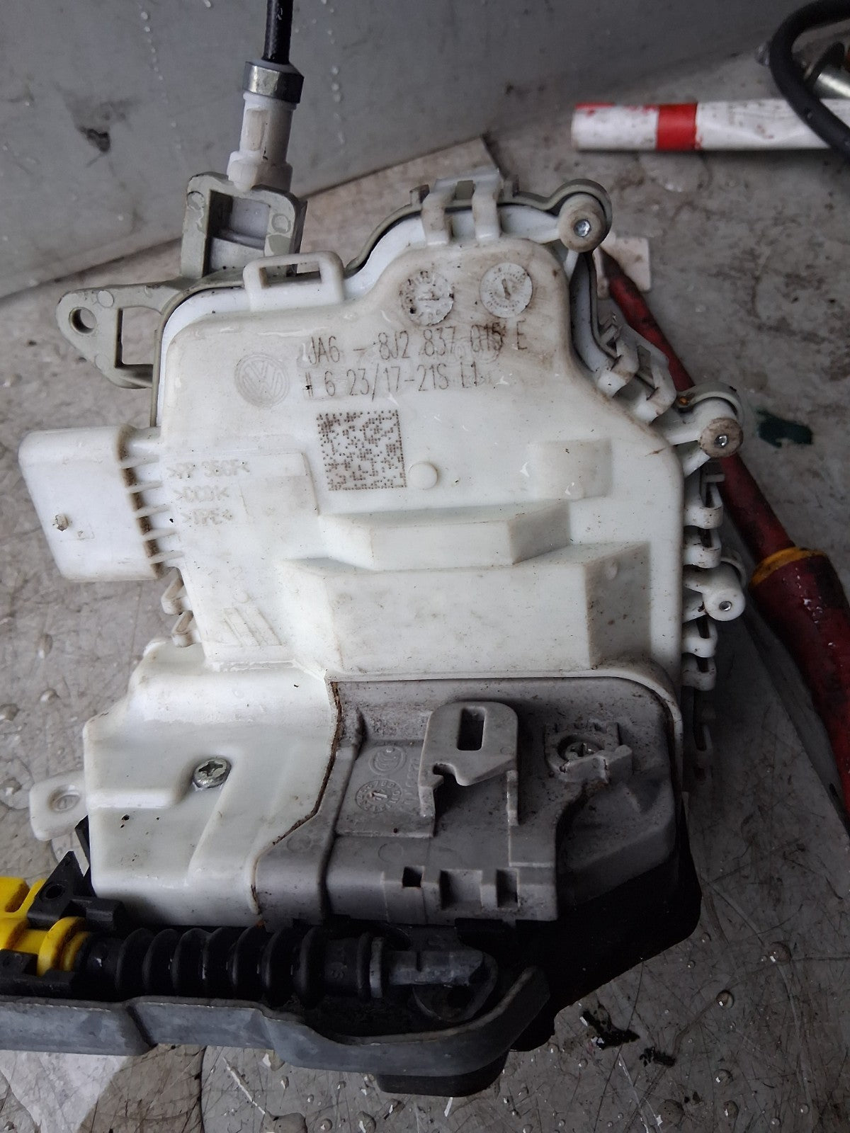 2015 AUDI A1 MK1 SIDE FRONT DOOR LOCK MECH MECHANISM JA6-8J2837015E