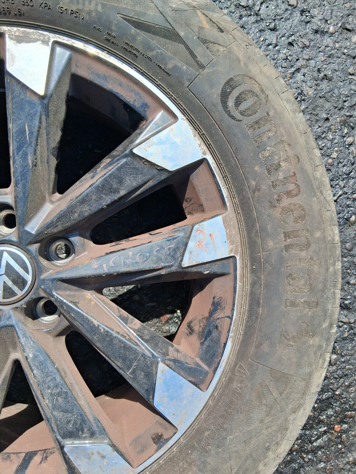 VW VOLKSWAGEN T CROSS 2021 16 INCH ALLOY WHEEL WITH TYRE 205/60R16 2GM601025C