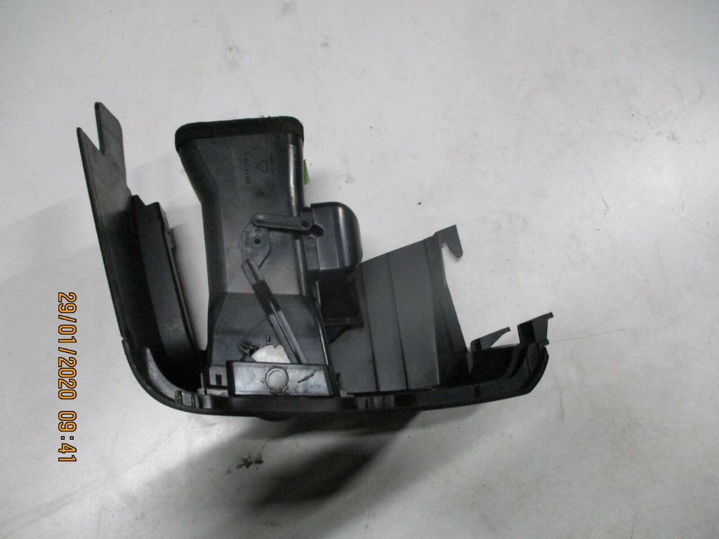 MERCEDES SPRINTER W906 2011 MK2 NS PASSENGER SIDE DASH SIDE AIR VENT A9068300654