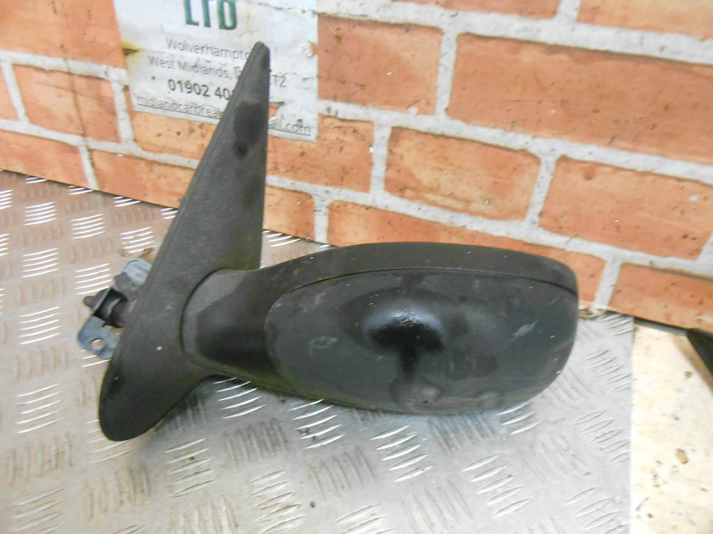 PEUGEOT 306 2000 HATCHBACK NS PASSENGER SIDE MANUAL DOOR WING MIRROR BLACK