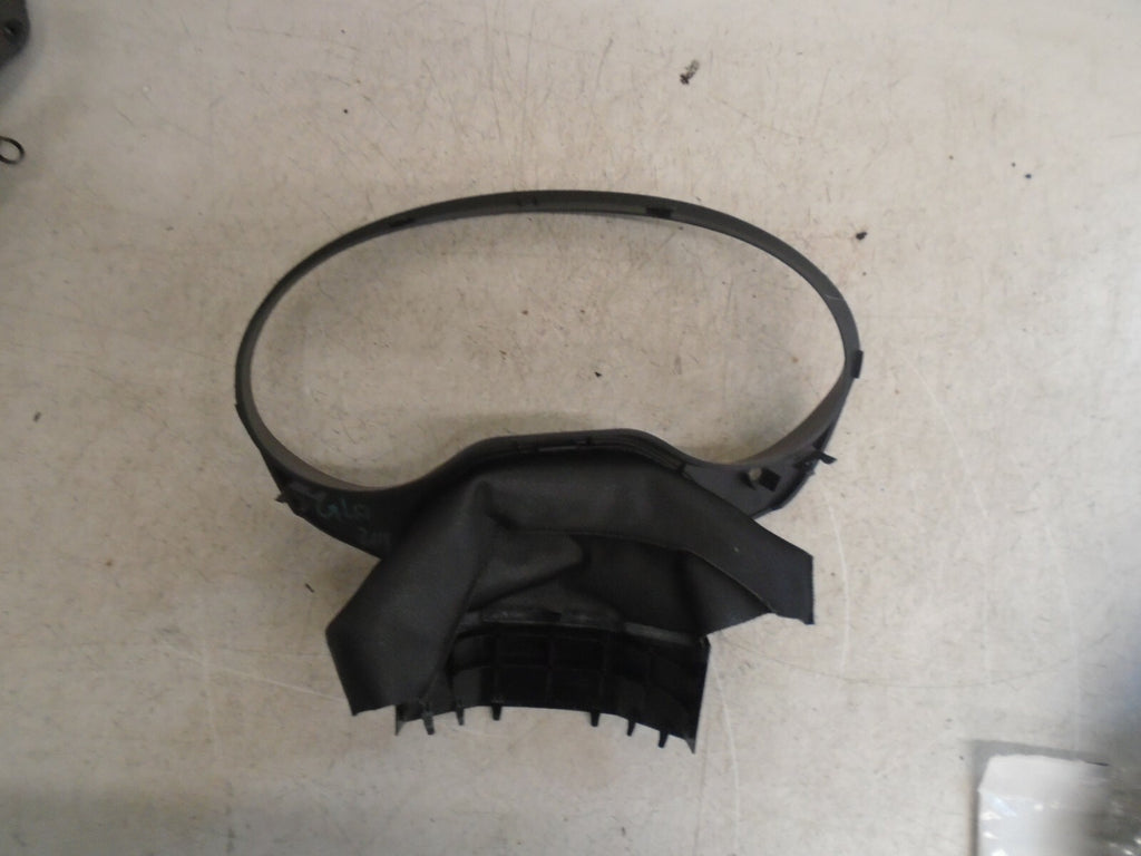 MERCEDES GLA MK1 X156 2019 INSTRUMENT CLUSTER SPEEDOMETER SURROUND TRIM