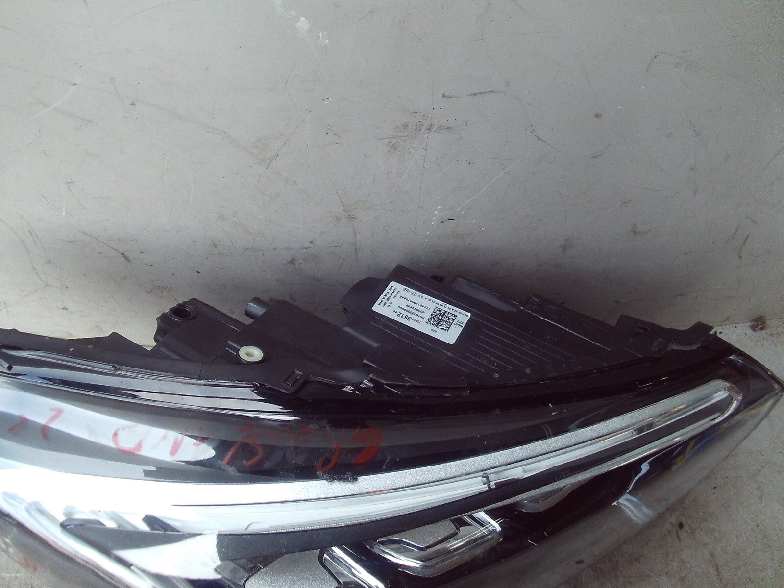 2024 VAUXHALL CROSSLAND X OSF DRIVER SIDE HEADLIGHT SPARE OR REPAIR YQ00351280
