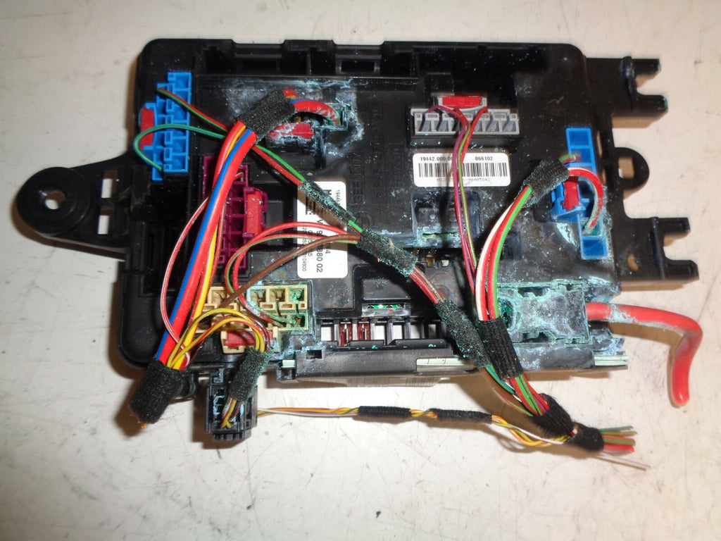 BMW 3 SERIES F30 2017 REAR FUSE BOX POWER DISTRIBUTION BOX  9337880