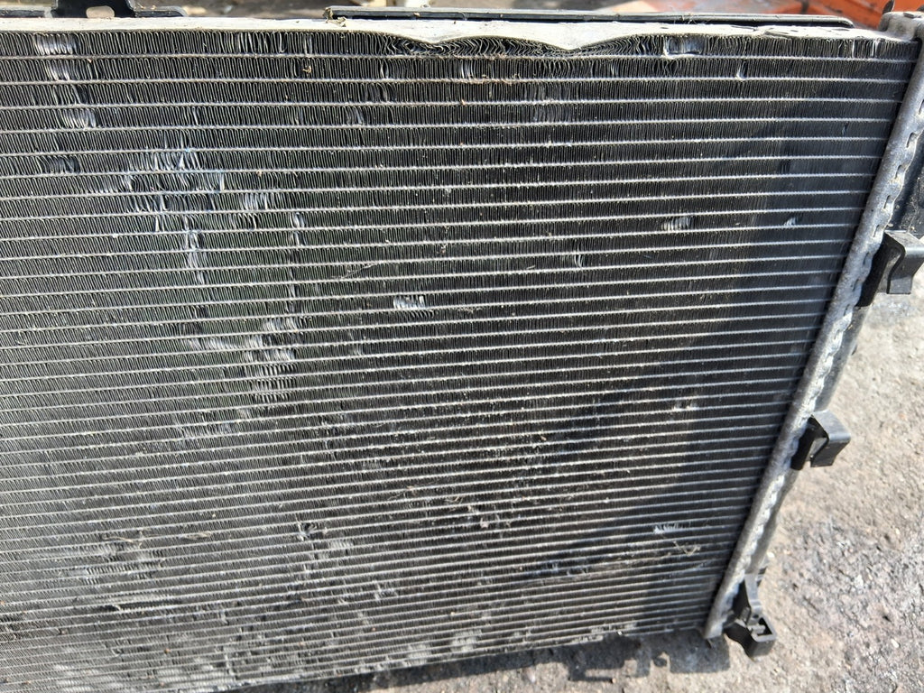 2013 RENAULT MASTER MK3 2.3 DIESEL RADIATOR RAD PACK 214815872R
