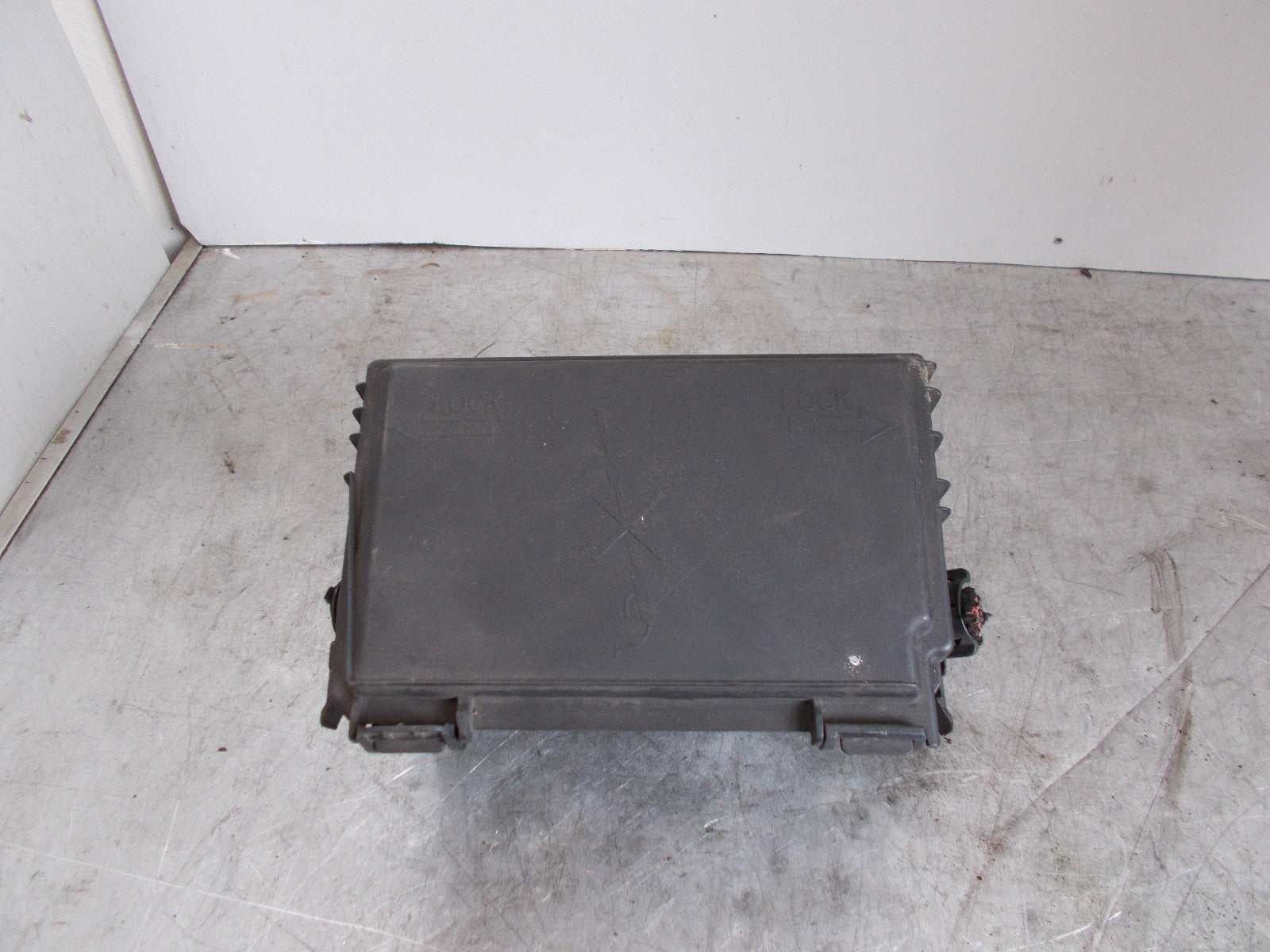 VAUXHALL CORSA D 06-14 BONNET FUSE BOX RELAY 13246936