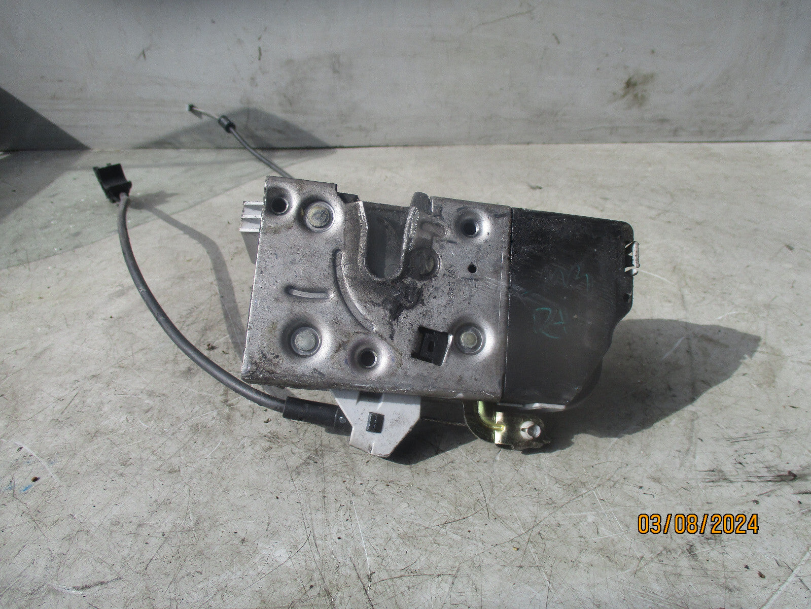2009 PROTON SAVVY OSF DRIVER  SIDE DOOR LOCK