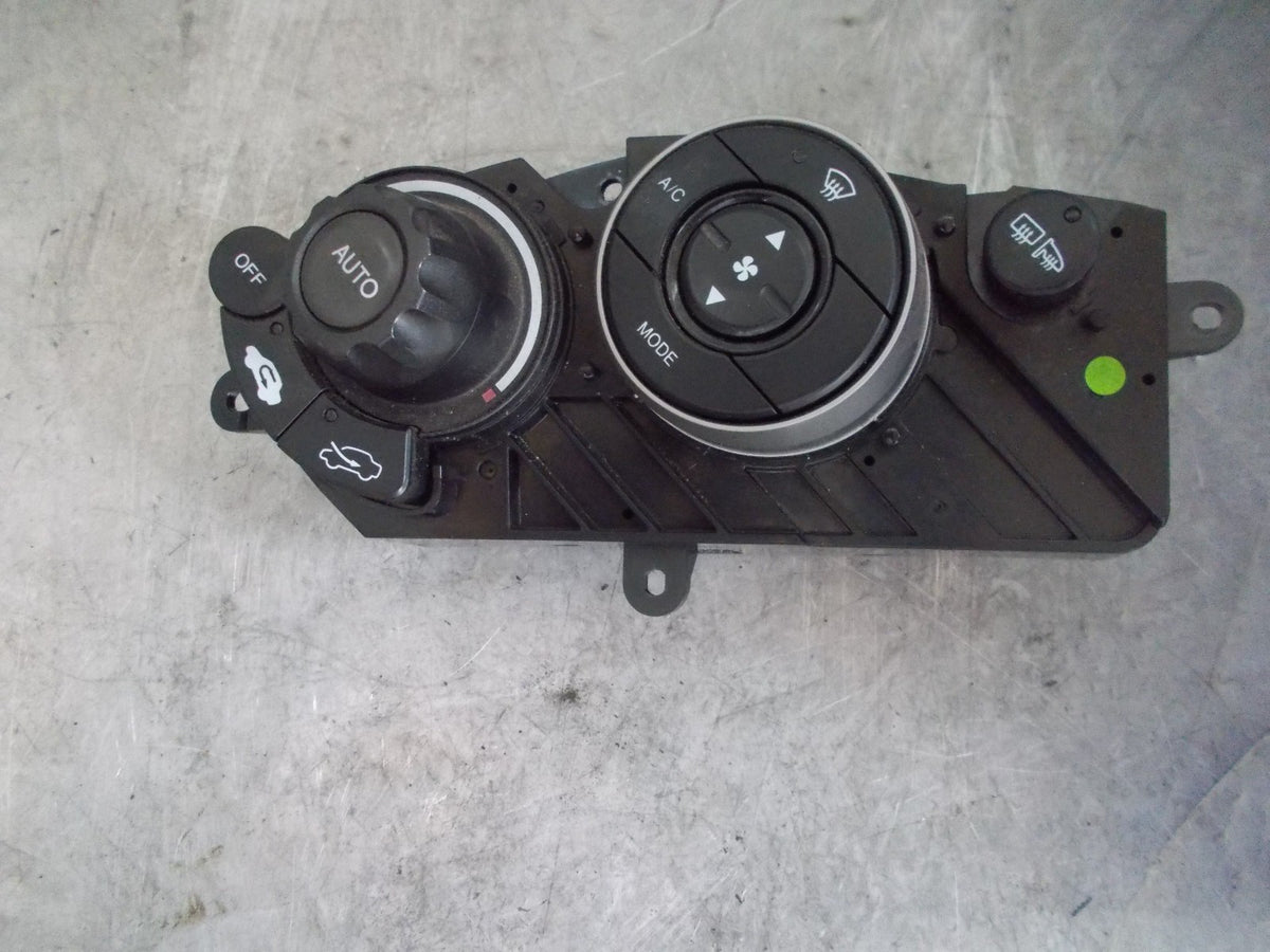 2006 HONDA CIVIC AC HEATER CONTROL PANEL. MN22110-0061
