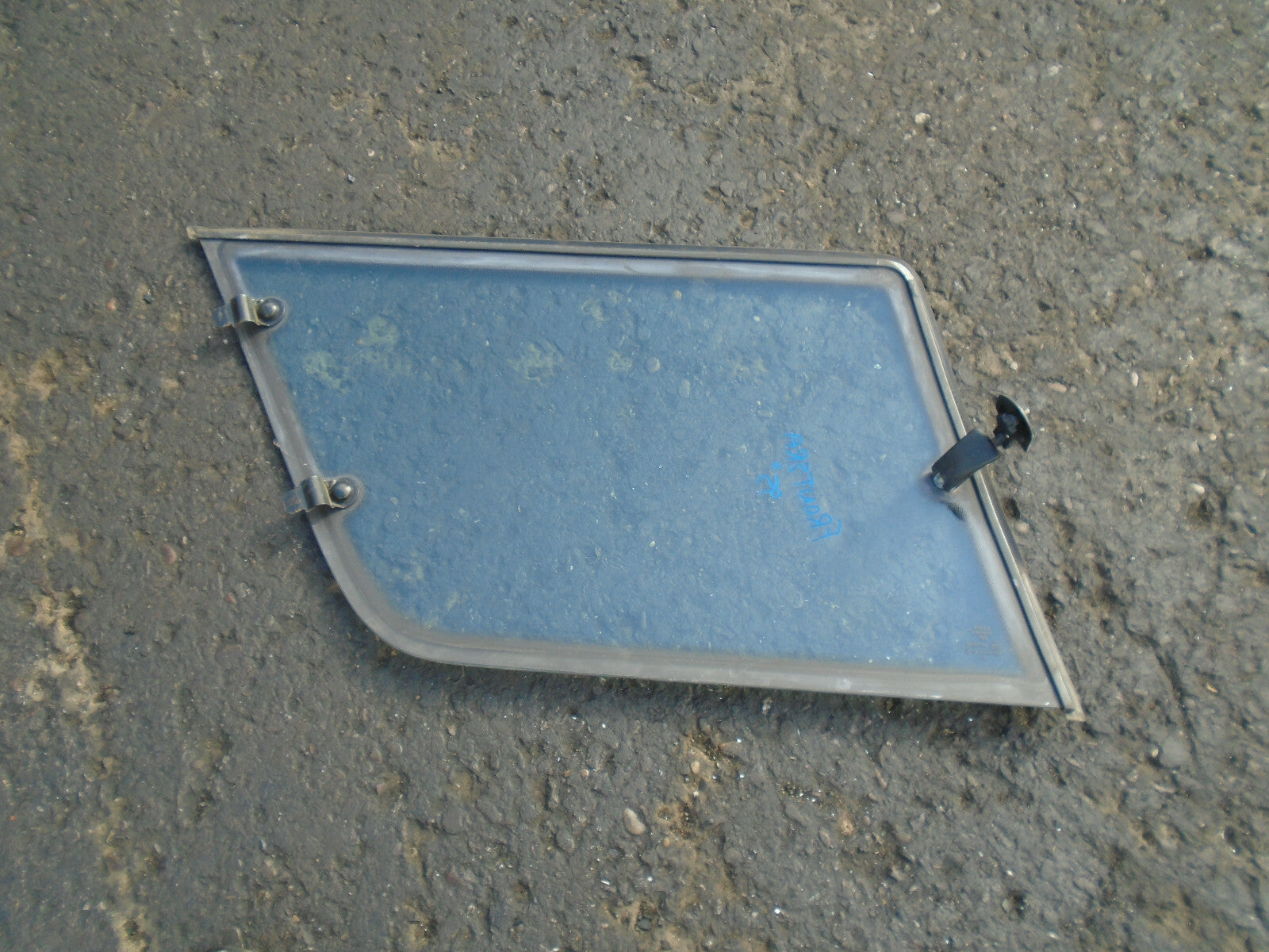 VAUXHALL FRONTERA MK1 1995 3 DOOR OSR DRIVER REAR QUARTER WINDOW GLASS
