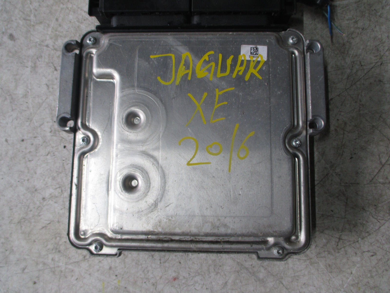 JAGUAR XE X760 2016 2.0 DIESEL ENGINE ECU GX7312C520FAD