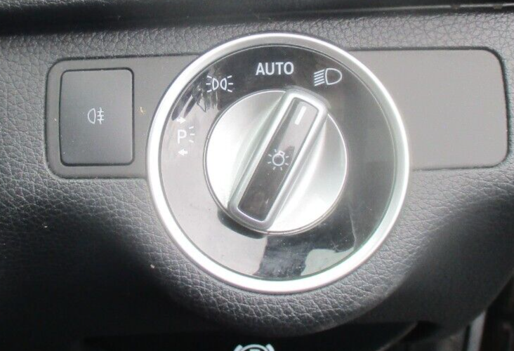 2012 MERCEDES C-CLASS COUPE FACE LIFT W204 HEADLIGHT FOG LIGHT CONTROL SWITCH