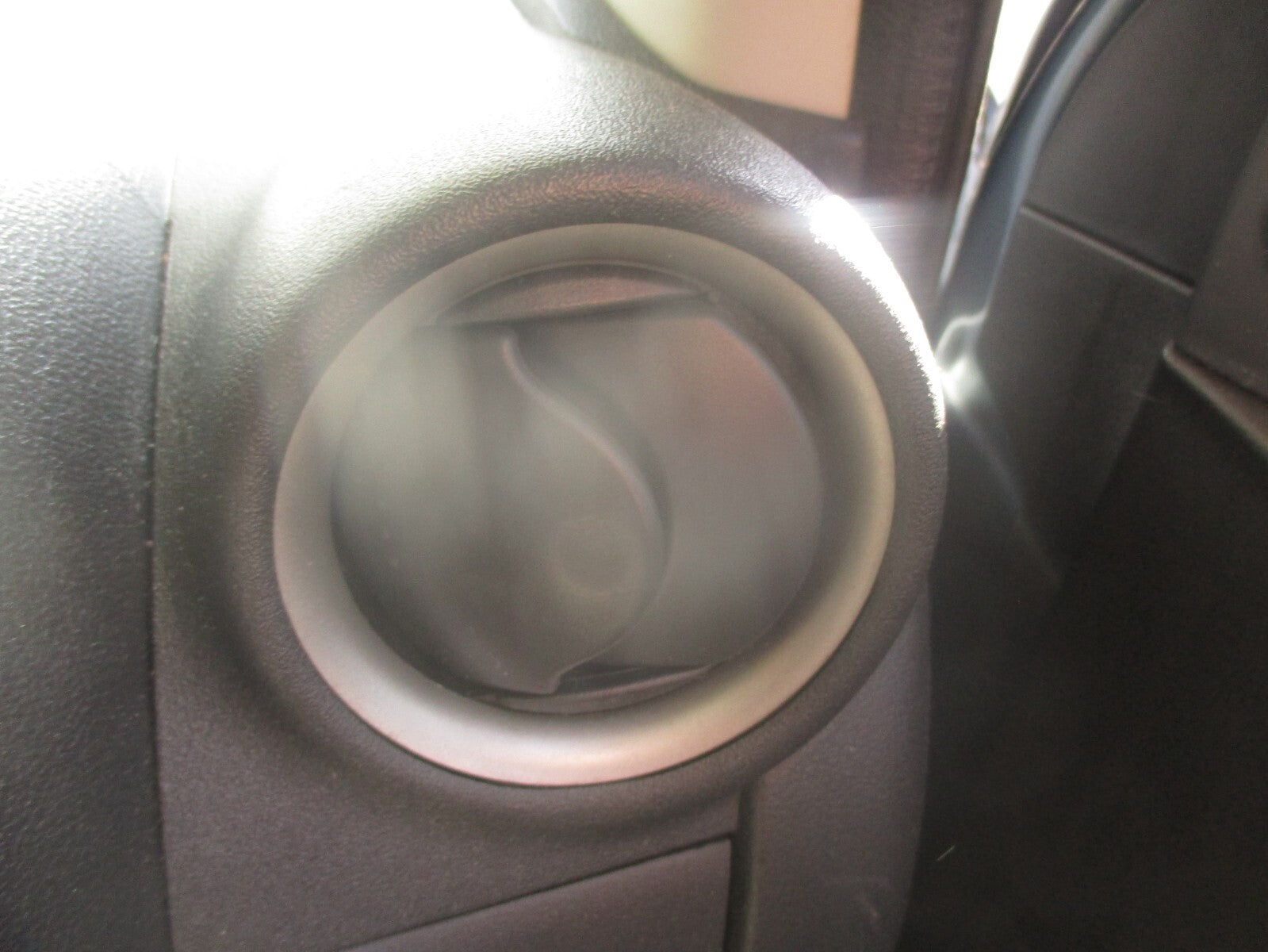2016 NISSAN MICRA K13 MK4 OSF DRIVER FRONT RIGHT DASHBOARD AIR VENT