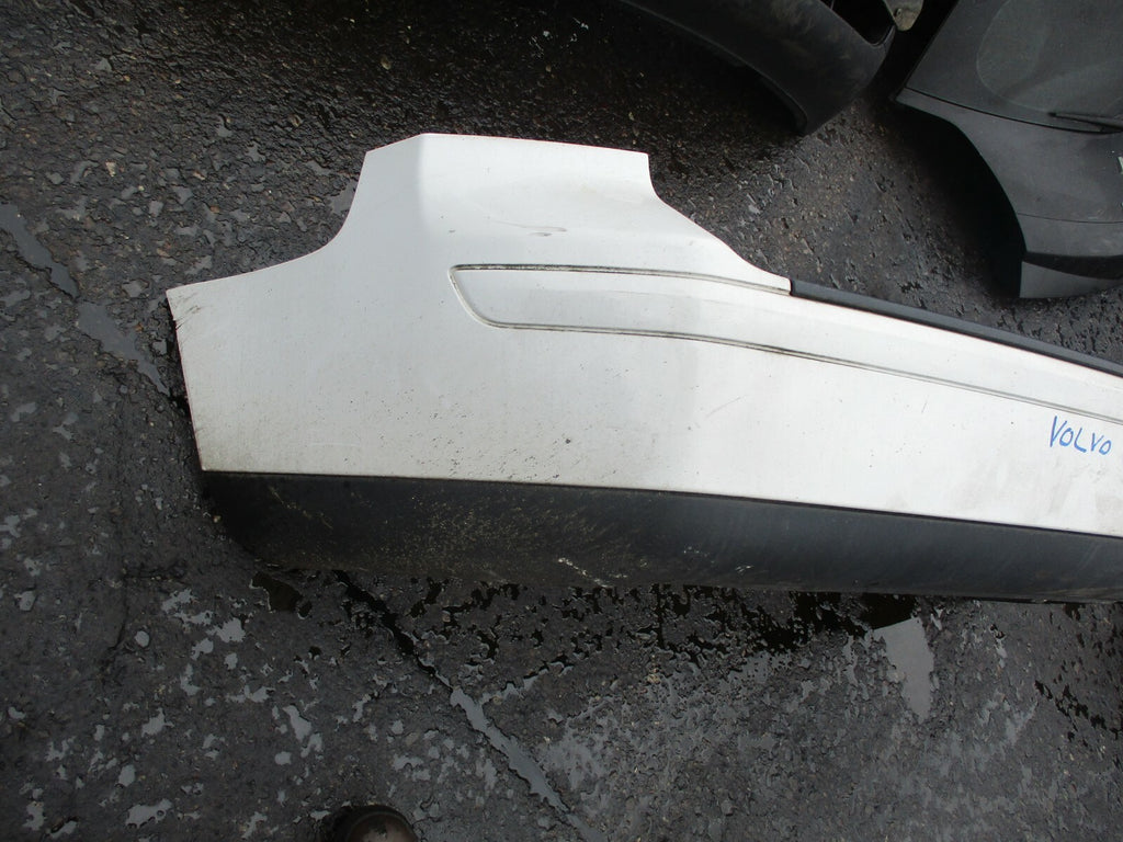 VOLVO V50 2006 COMPLETE REAR BUMPER WHITE