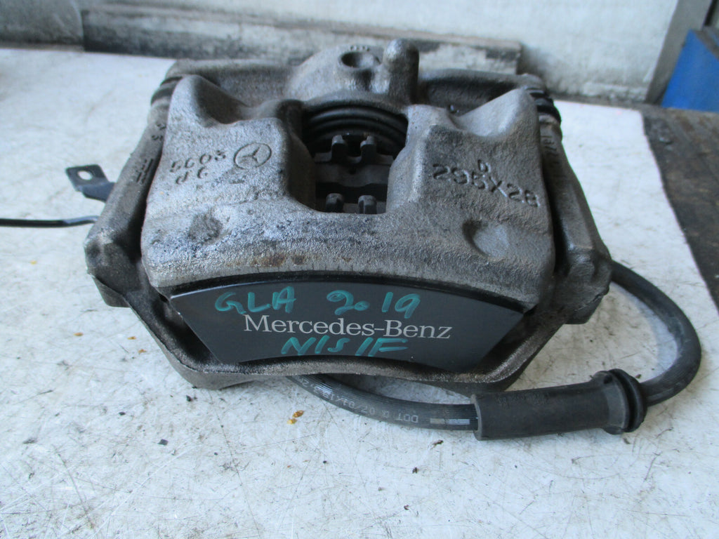 MERCEDES GLA X156 MK1 180 1.6 PETROL NSF PASSENGER SIDE FRONT BRAKE CALIPER