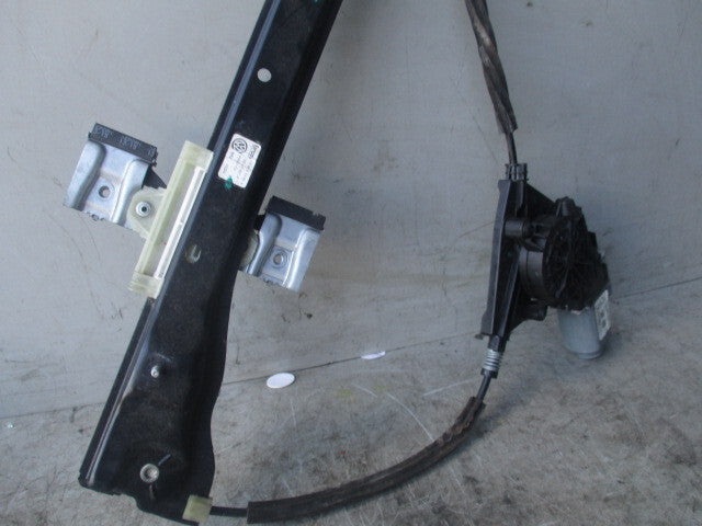 2015 VOLKSWAGEN UP 1.0 PETROL NSF PASSENGER SIDE WINDOW REGULATOR MOTOR