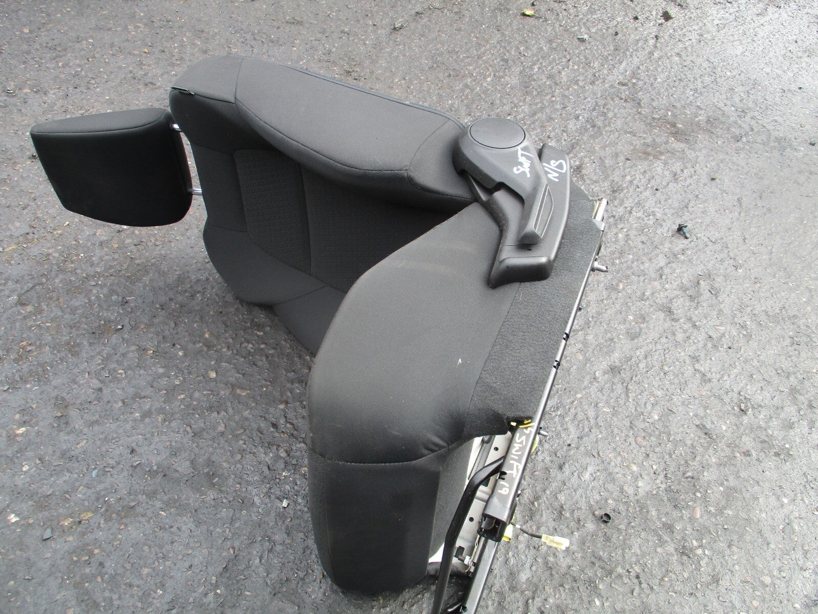 SUZUKI SWIFT MK4 2019 NSF PASSENGER SIDE FRONT COMPLETE SEAT FABRIC