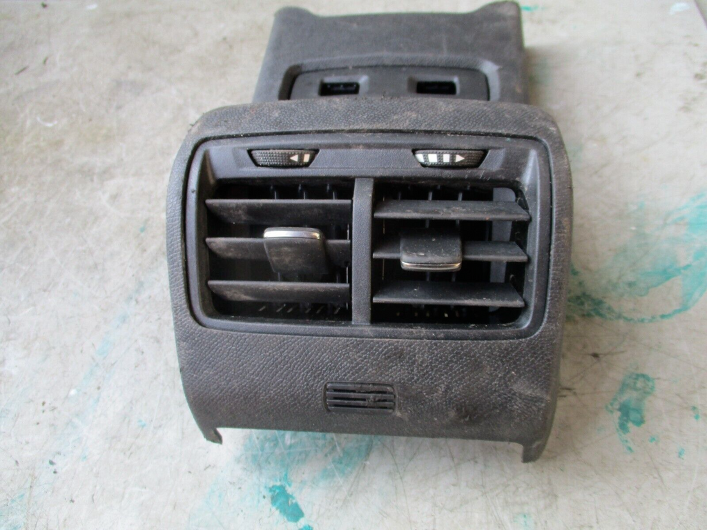 CITROEN C4 REAR AIR VENT GRILL 118779A0