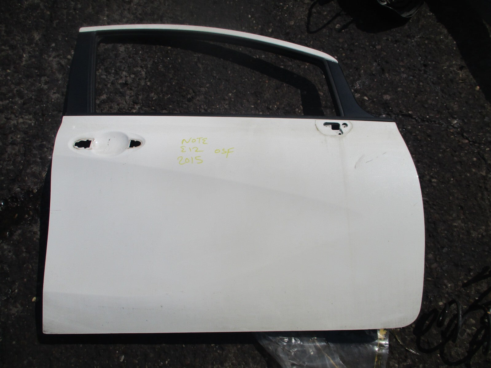 2015 NISSAN NOTE E12 OSF DRIVER SIDE FRONT BARE DOOR WHITE PEARL QAB