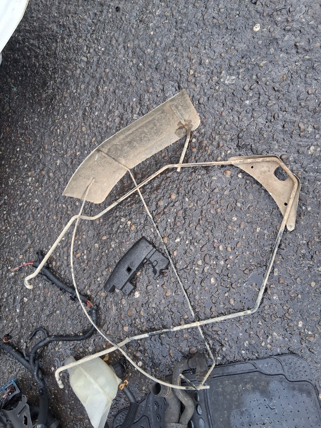 2018 PEUGEOT PARTNER MK2 WHEEL CARRIER CAGE