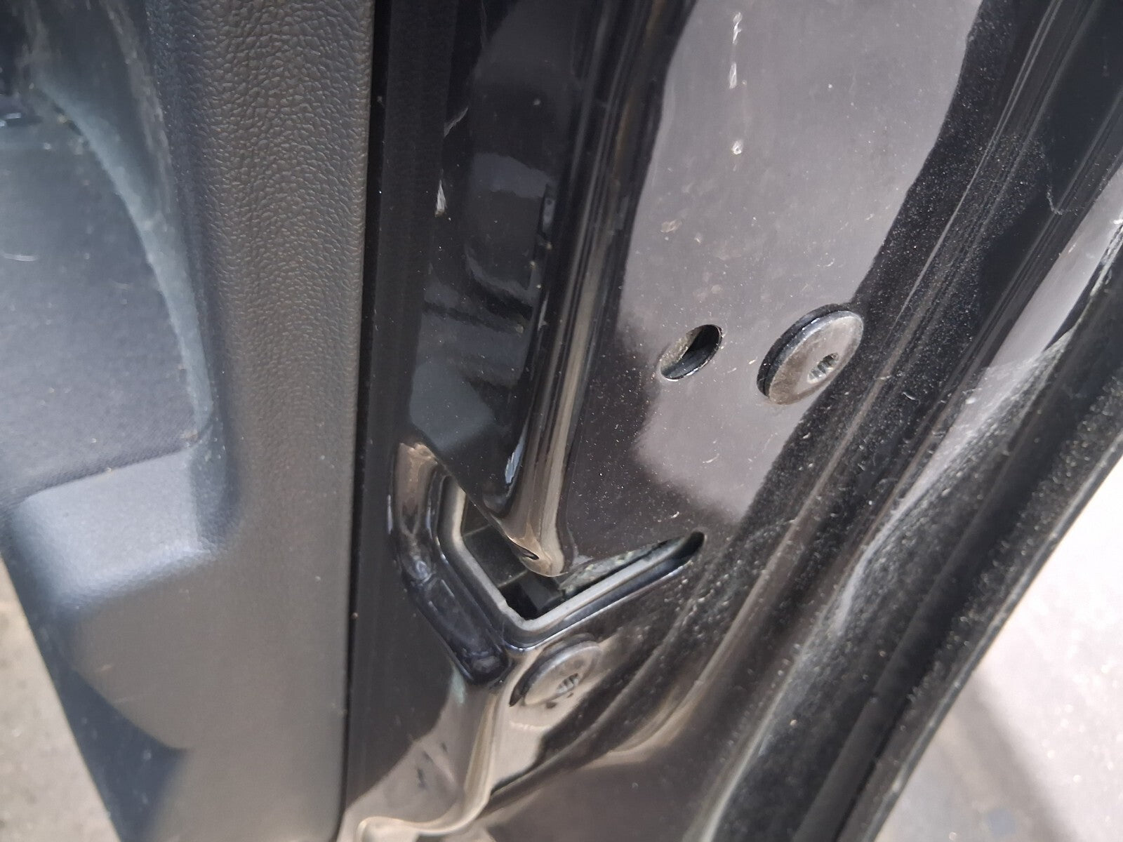 2024 VW VOLKSWAGEN POLO MK6 FACELIFT OSR DRIVER SIDE REAR DOOR LOCK MECHANISM