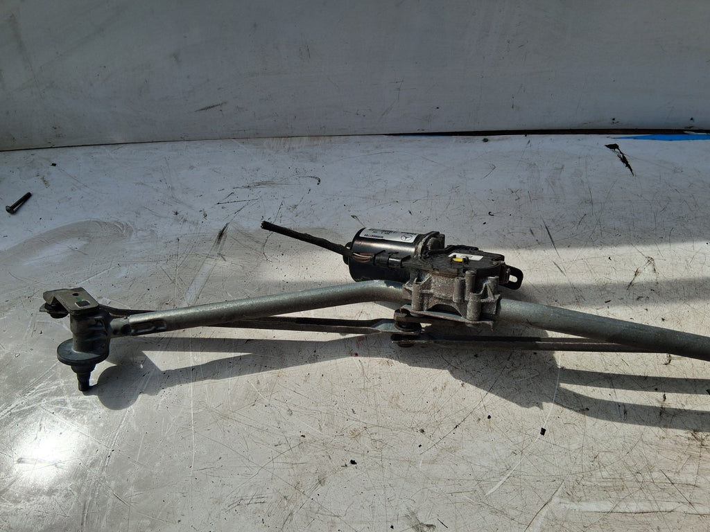 2021 MERCEDES SPRINTER W907 FRONT WINDSCREEN WIPER MOTOR LINKAGE A9108200500