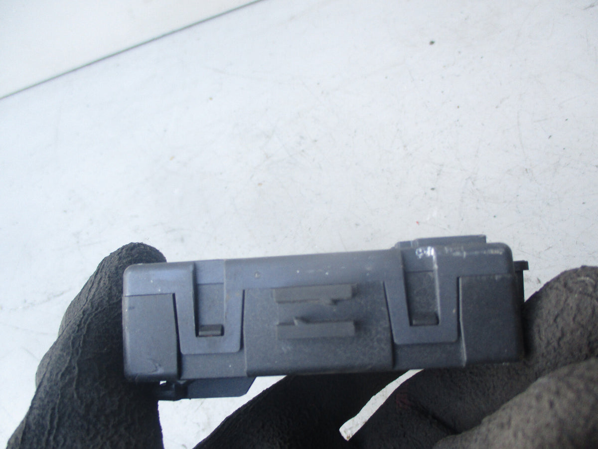 MERCEDES BENZ 2014 W212 OSF DRIVER SIDE FRONT CONTROL MODULE A2129004314
