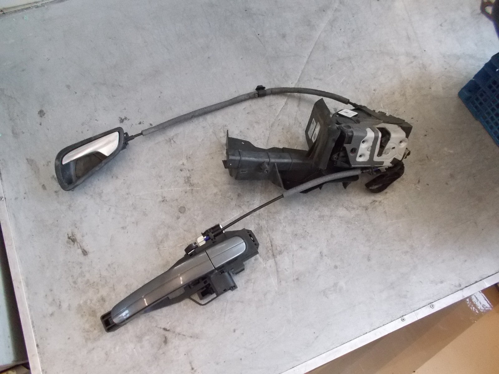 FORD FOCUS MK3 FACELIFT PASSENGER SIDE FRONT DOOR LOCK BM5AA21813DE