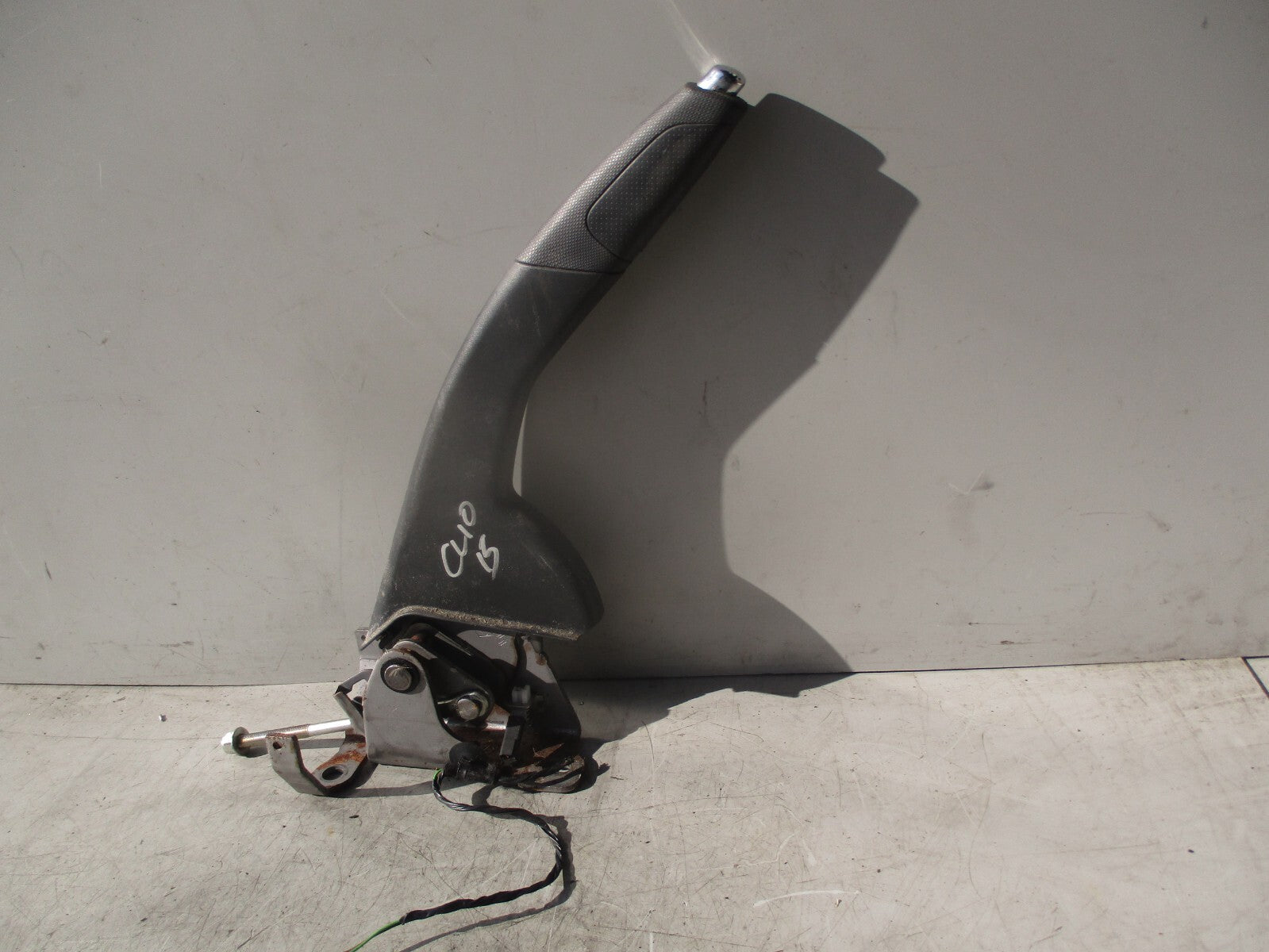 2015 RENAULT CLIO MK4 0.9 PETROL HANDBRAKE LEVER 360103124R