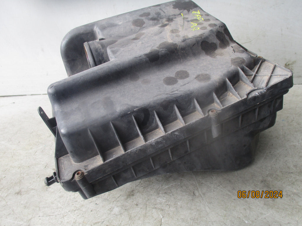 2010 VAUXHALL ZAFIRA B AIR FILTER BOX HOUSING