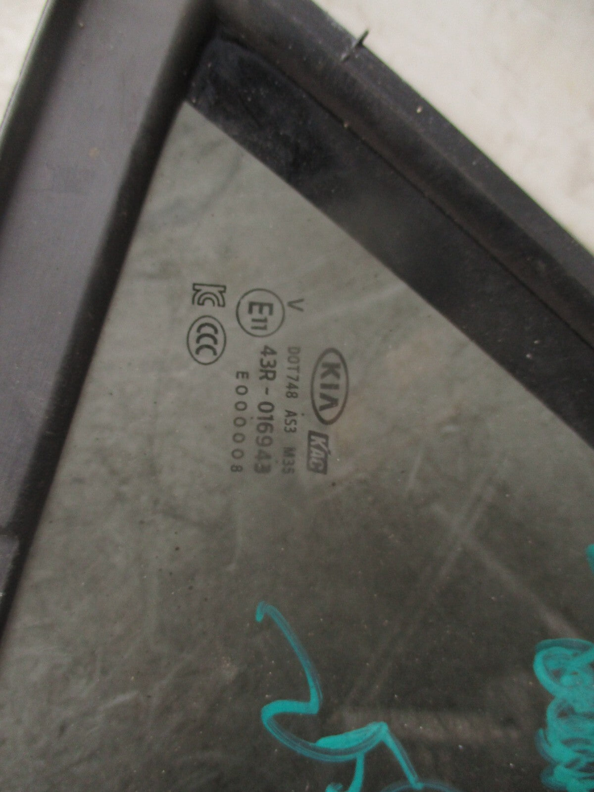 2018 KIA STONIC OSR DRIVER SIDE REAR RIGHT DOOR WINDOW QUARTER GLASS