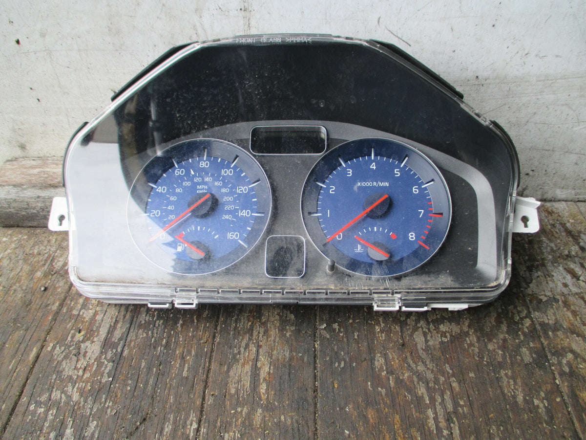 VOLVO C30 2012 2.0 DIESEL SPEEDOMETER INSTRUMENT CLUSTER 30733374